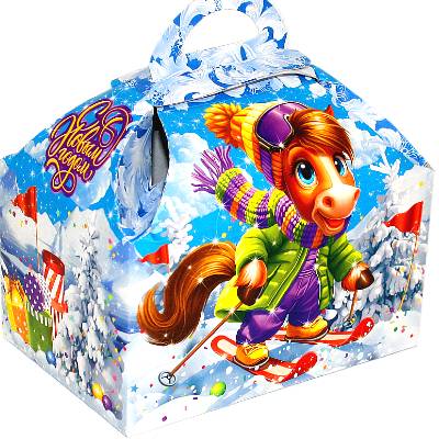 Сладкий новогодний подарок в картонной упаковке весом 850 грамм